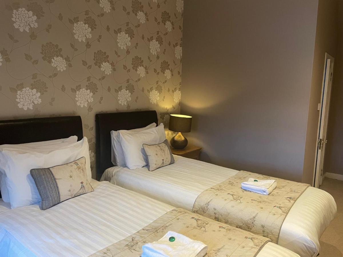Glen Clova Hotel & Luxury Lodges Millton of Clova Zewnętrze zdjęcie